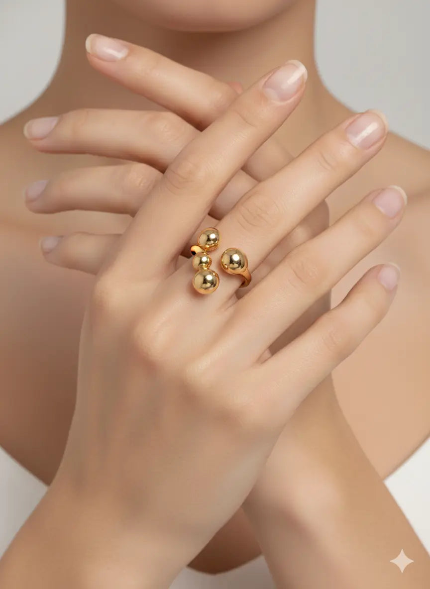 Molten Muse Ring Rebel Allure