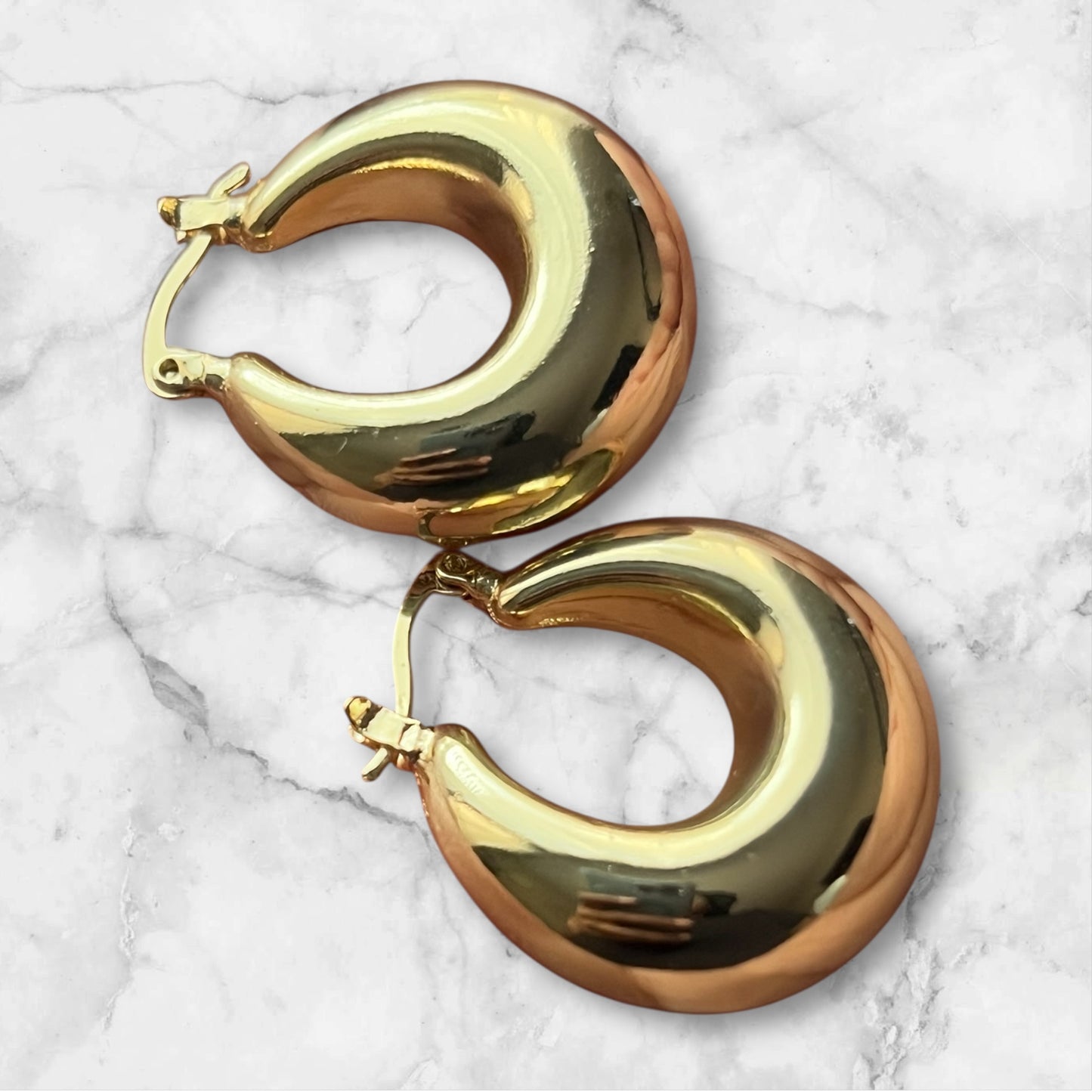 Luna Luxe Hoops